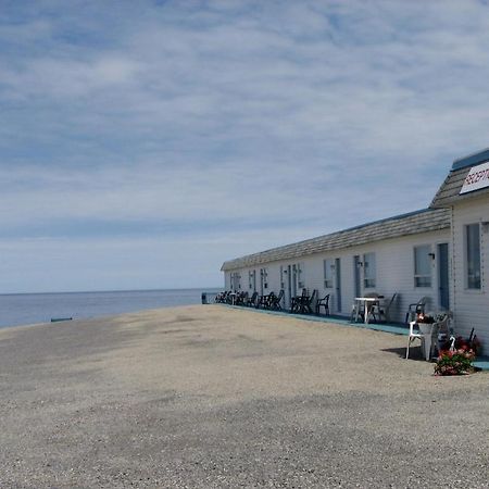 Motel Le Noroit L'Anse-au-Griffon Dış mekan fotoğraf