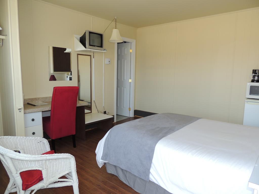 Motel Le Noroit L'Anse-au-Griffon Dış mekan fotoğraf