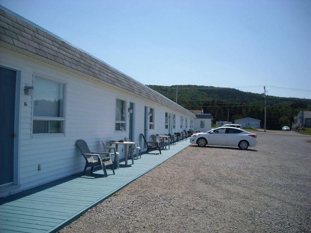 Motel Le Noroit L'Anse-au-Griffon Dış mekan fotoğraf